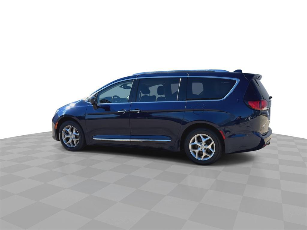 used 2017 Chrysler Pacifica car, priced at $13,296