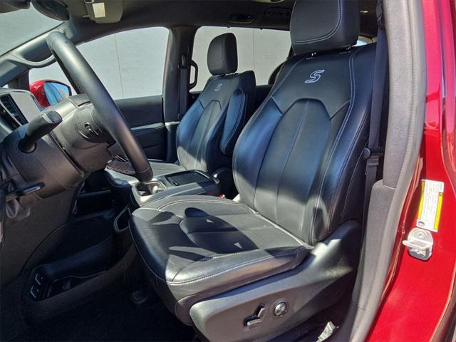 used 2021 Chrysler Pacifica car, priced at $22,921