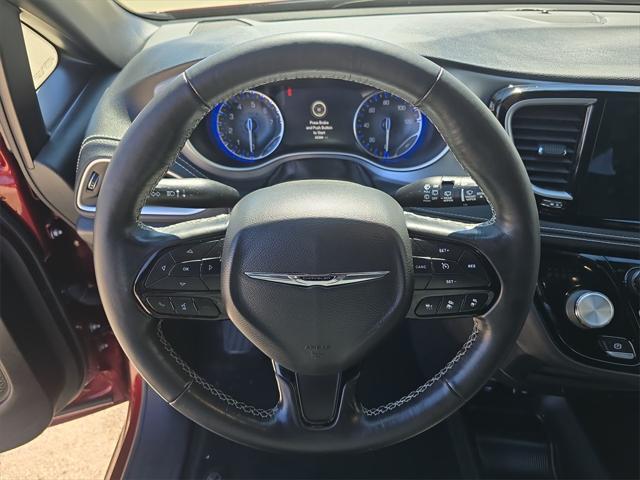used 2021 Chrysler Pacifica car, priced at $22,921