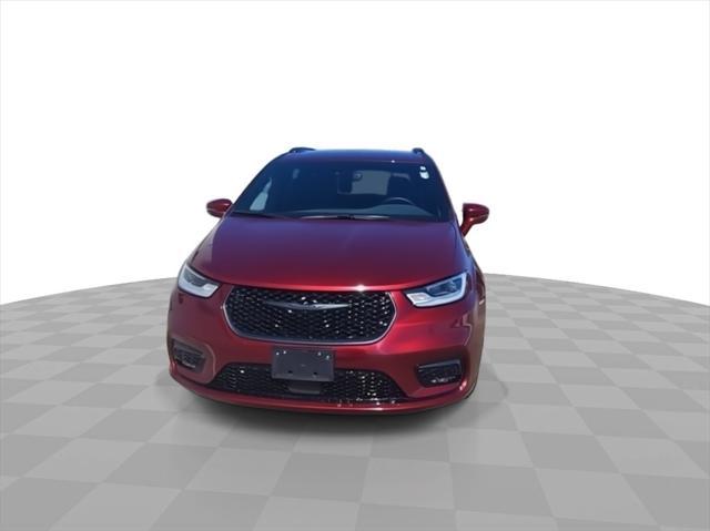 used 2021 Chrysler Pacifica car, priced at $24,435