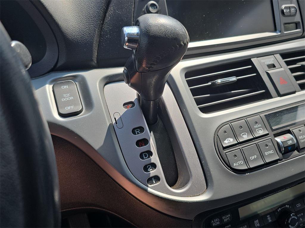 used 2010 Honda Odyssey car, priced at $5,906