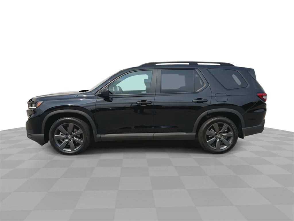 used 2025 Honda Pilot car, priced at $40,309