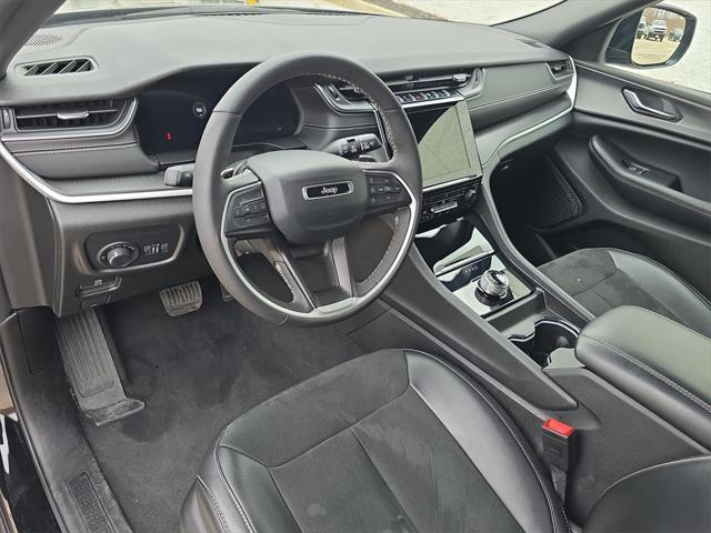 used 2024 Jeep Grand Cherokee L car, priced at $39,997
