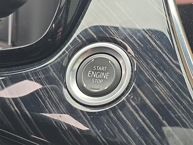 used 2023 Cadillac XT6 car, priced at $42,594
