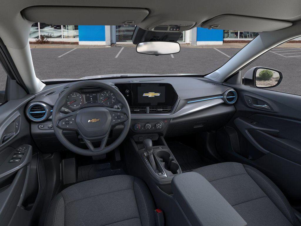 new 2025 Chevrolet Trax car, priced at $22,417
