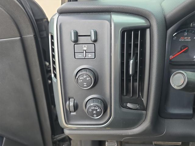 used 2015 Chevrolet Silverado 1500 car, priced at $15,391