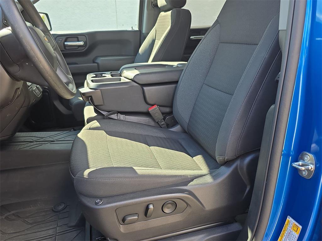 used 2023 Chevrolet Silverado 1500 car, priced at $35,992