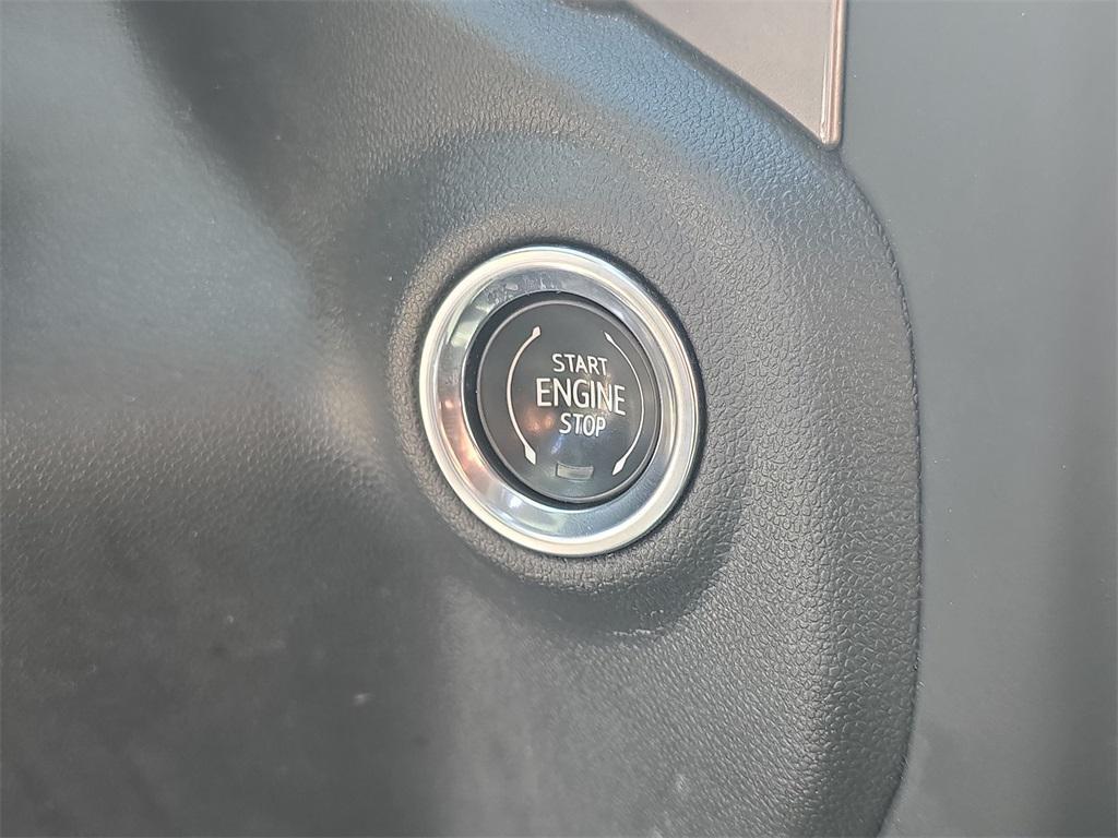 used 2023 Chevrolet Silverado 1500 car, priced at $35,992