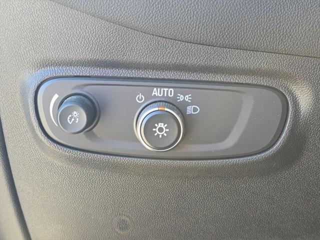 used 2022 Chevrolet Equinox car, priced at $25,398