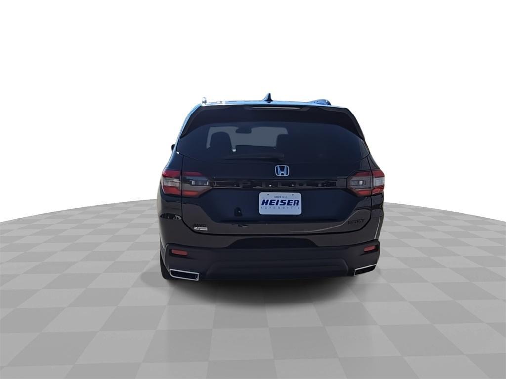 used 2025 Honda Pilot car, priced at $40,637