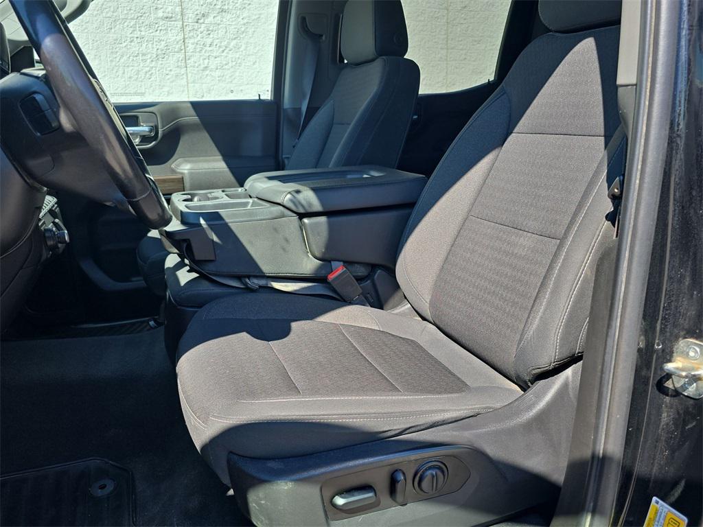 used 2021 Chevrolet Silverado 1500 car, priced at $35,271