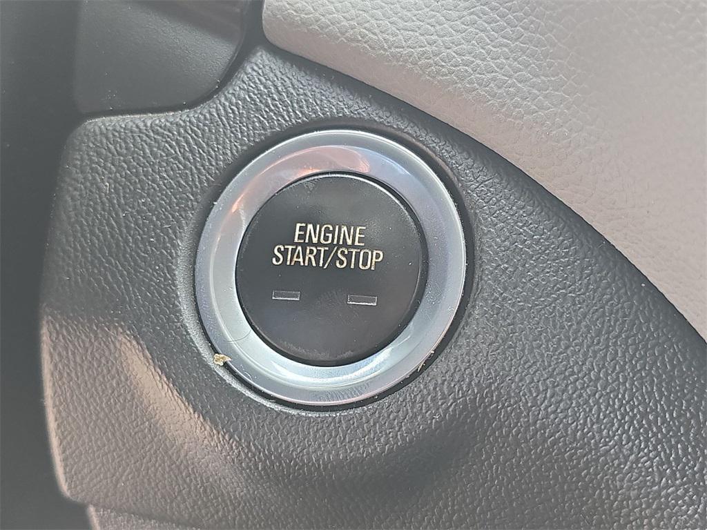 used 2021 Chevrolet Equinox car, priced at $15,398