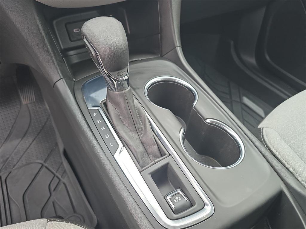 used 2024 Chevrolet Equinox car, priced at $18,135