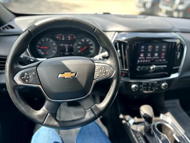 used 2023 Chevrolet Traverse car