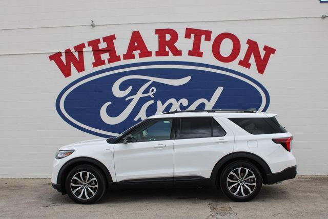 new 2025 Ford Explorer car, priced at $43,905