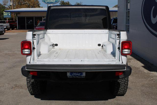 used 2023 Jeep Gladiator car, priced at $37,994