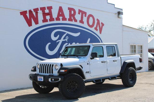 used 2023 Jeep Gladiator car, priced at $37,994