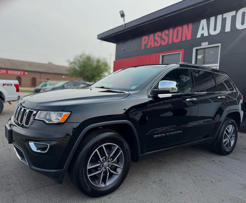 used 2018 Jeep Grand Cherokee car, priced at $18,799