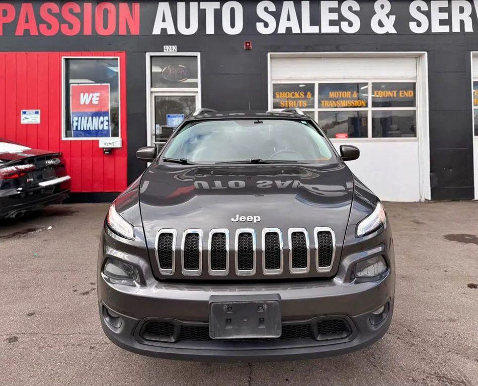 used 2015 Jeep Cherokee car, priced at $9,799