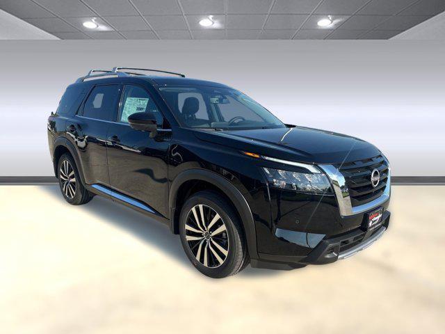 new 2025 Nissan Pathfinder car, priced at $44,851