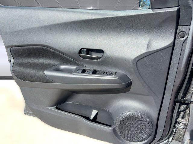 new 2025 Nissan Kicks car, priced at $21,991