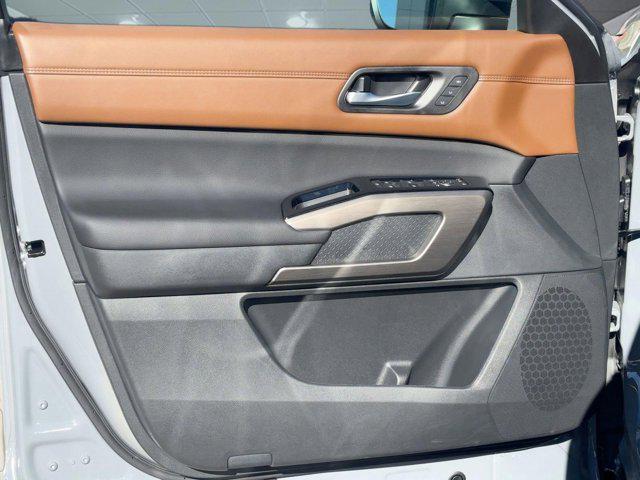 new 2025 Nissan Pathfinder car, priced at $43,251