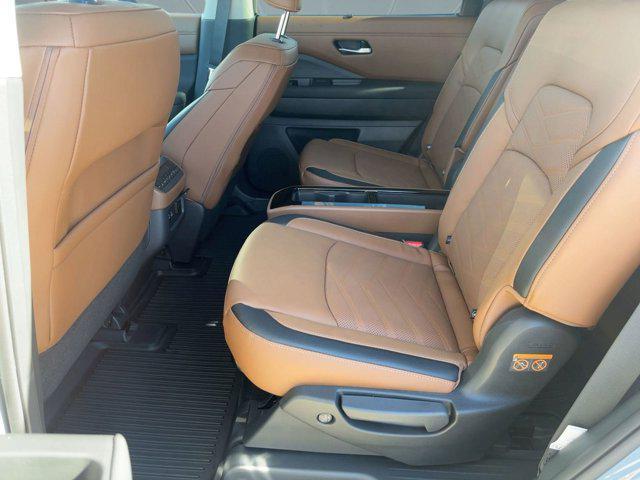 new 2025 Nissan Pathfinder car, priced at $43,251