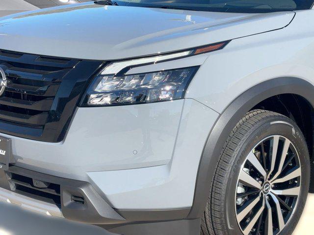 new 2025 Nissan Pathfinder car, priced at $43,251