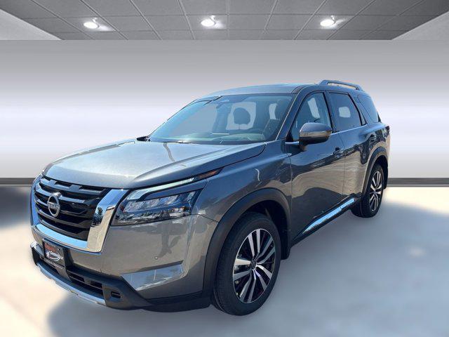 new 2025 Nissan Pathfinder car, priced at $43,501
