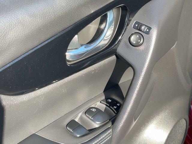 used 2020 Nissan Rogue Sport car, priced at $7,888