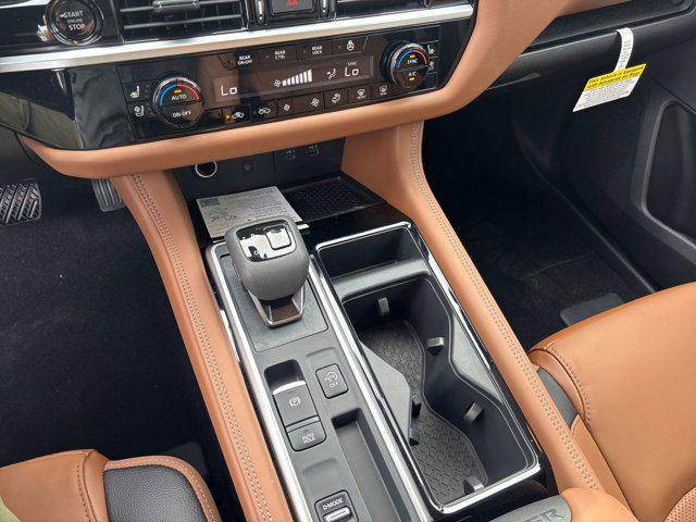 new 2025 Nissan Pathfinder car, priced at $41,491