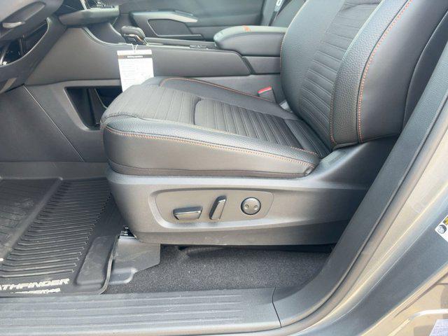 new 2025 Nissan Pathfinder car, priced at $39,477