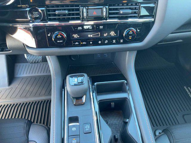 new 2025 Nissan Pathfinder car, priced at $37,491