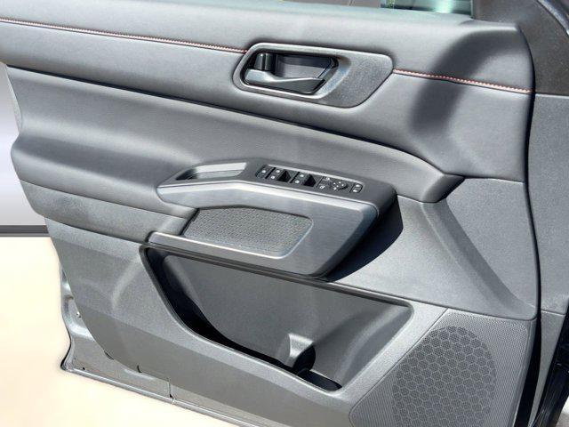 new 2025 Nissan Pathfinder car, priced at $37,491