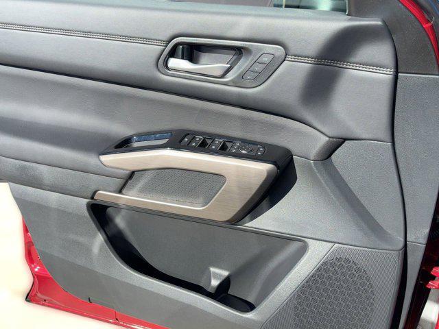 new 2025 Nissan Pathfinder car, priced at $44,791