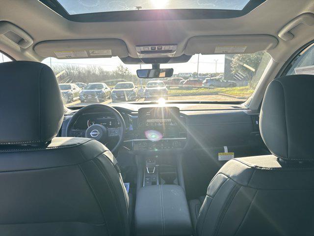new 2025 Nissan Pathfinder car, priced at $50,141