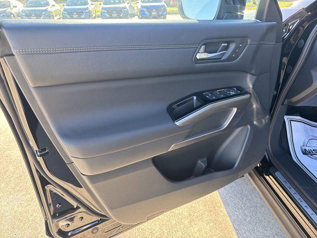 new 2025 Nissan Pathfinder car, priced at $50,141