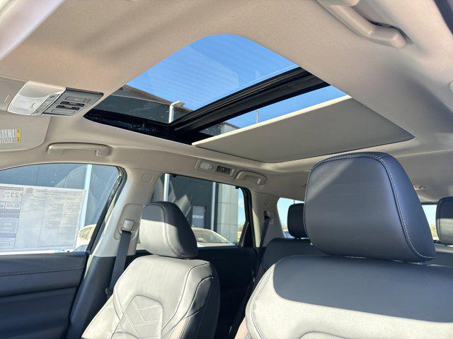 new 2025 Nissan Pathfinder car, priced at $50,141