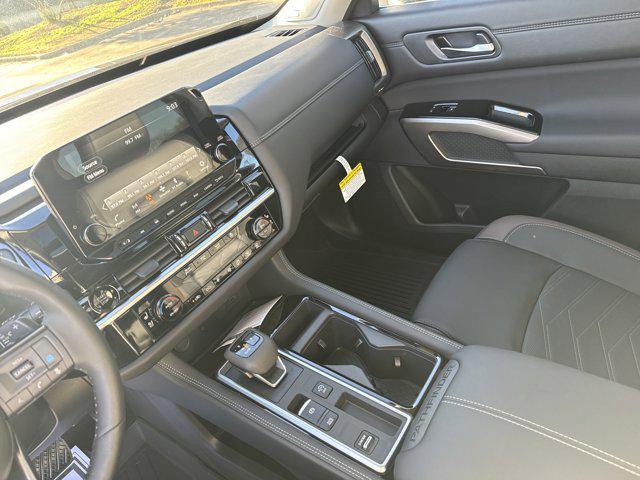 new 2025 Nissan Pathfinder car, priced at $50,141