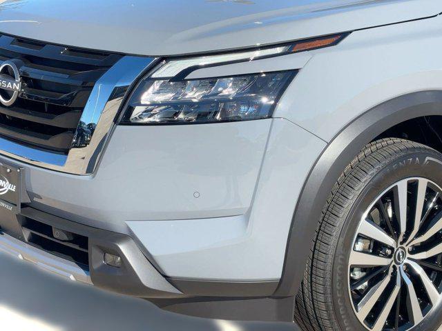 new 2025 Nissan Pathfinder car, priced at $43,091