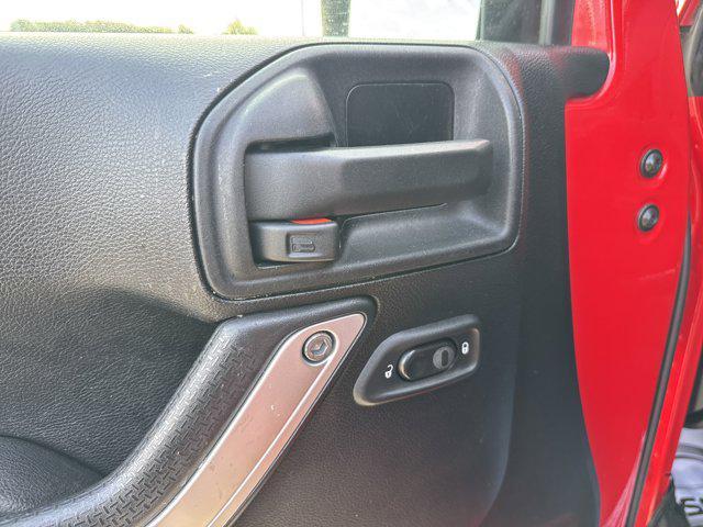 used 2014 Jeep Wrangler Unlimited car, priced at $15,999