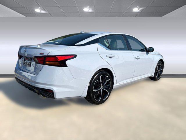 new 2025 Nissan Altima car, priced at $30,792