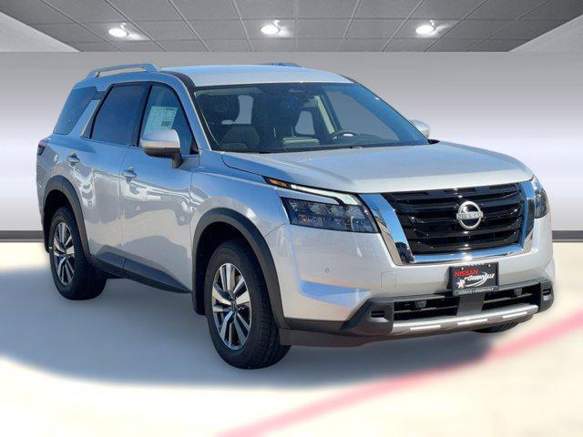 new 2025 Nissan Pathfinder car, priced at $36,991