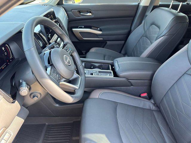 new 2025 Nissan Pathfinder car, priced at $44,851