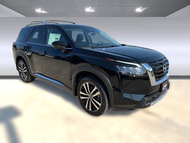 new 2025 Nissan Pathfinder car, priced at $44,851