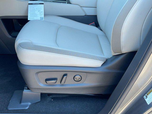 new 2025 Nissan Pathfinder car, priced at $35,991