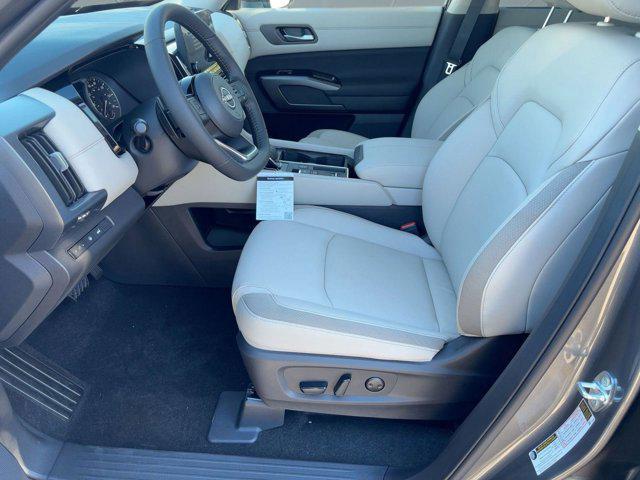 new 2025 Nissan Pathfinder car, priced at $35,991
