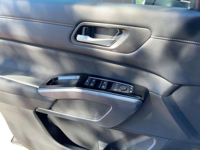 new 2025 Nissan Pathfinder car, priced at $36,691