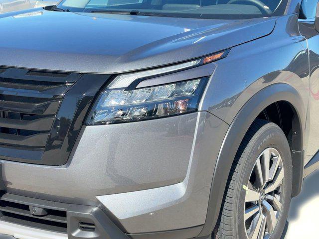 new 2025 Nissan Pathfinder car, priced at $36,691