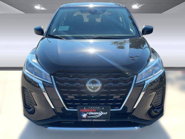 new 2025 Nissan Kicks car, priced at $21,821